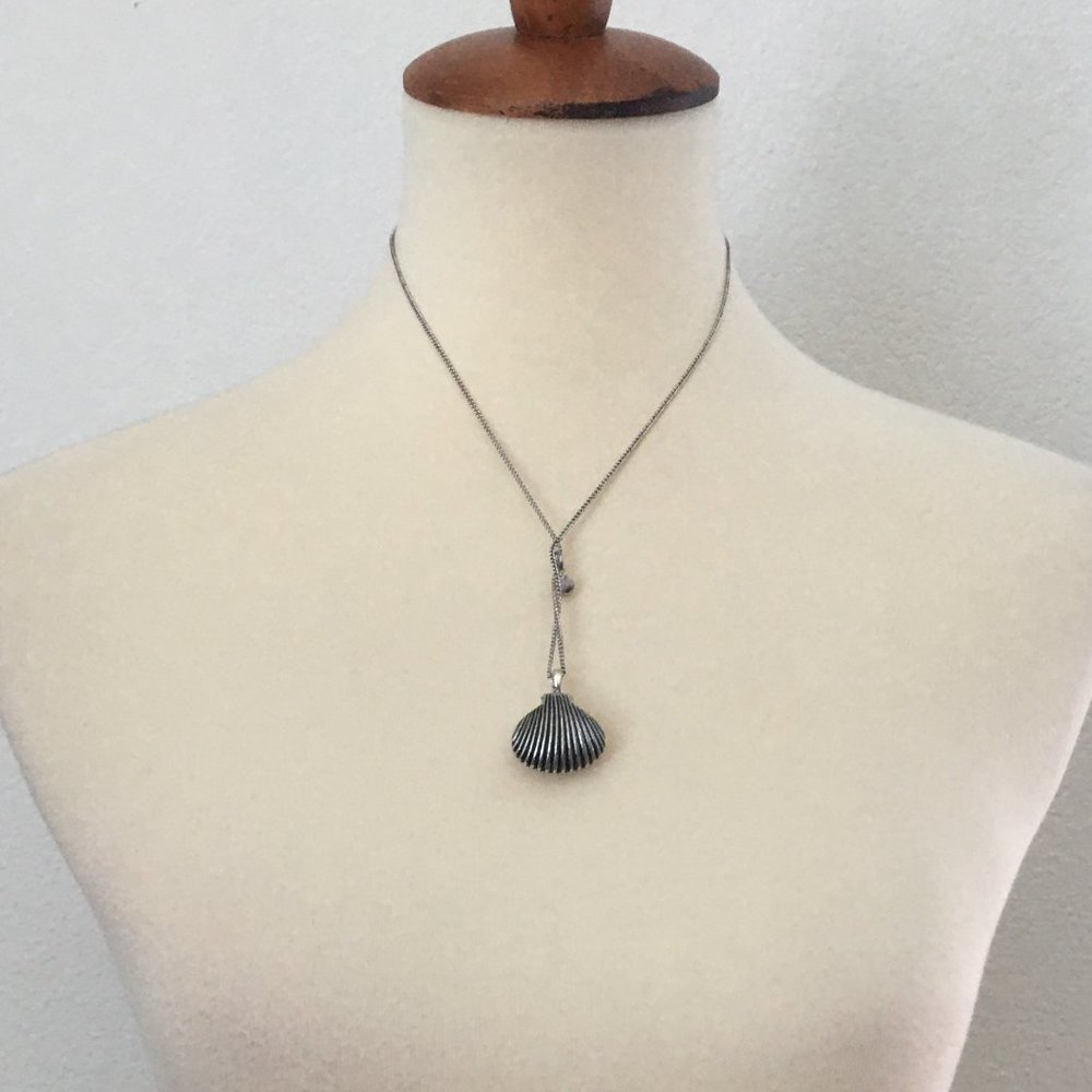 Vintage Seashell Necklace